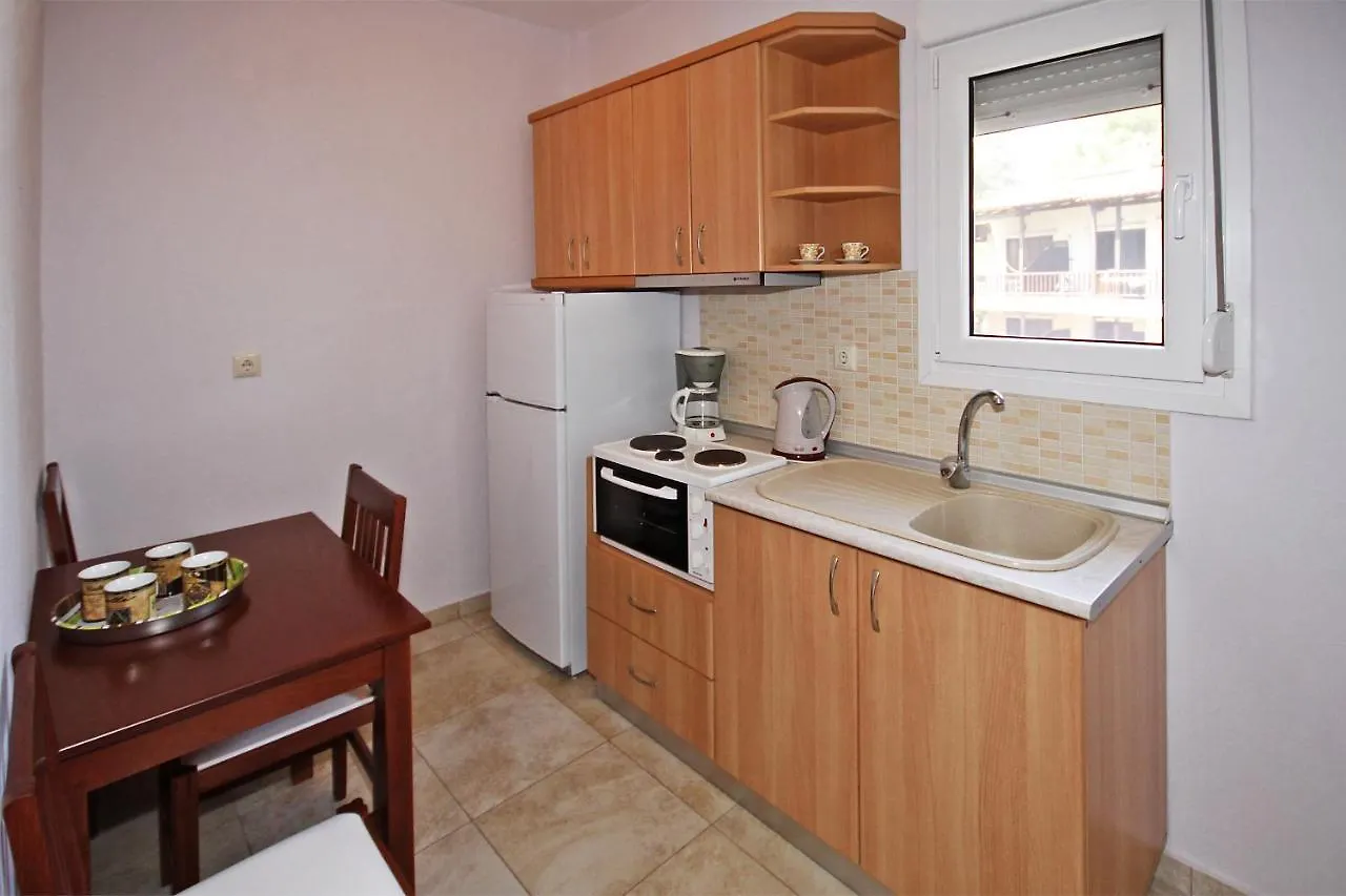 Coralli Studios Ormos Panagias Apartment